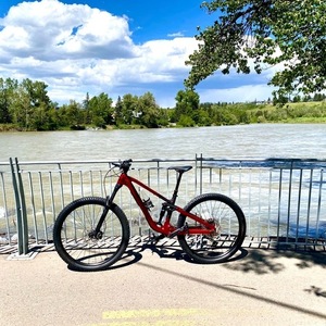 2026 Trek Fuel EX 5 M Gloss Fury Red/Matte Dark... Red