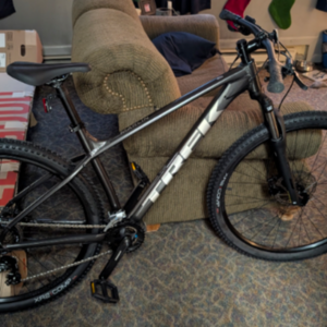 2024 Trek Marlin 4 Gen 2 Black and Silver, gray or bare metal