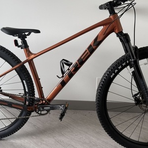 2024 Trek Marlin 7 Orange