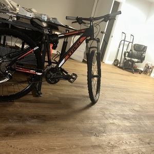 2013 Trek 4300 Disc Black