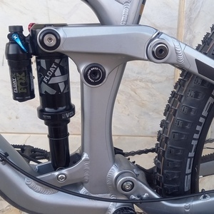 2022 Transition Bikes Sentinel Silver, gray or bare metal