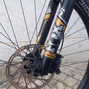 2022 Transition Bikes Sentinel Silver, gray or bare metal