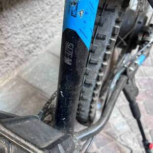 Decathlon E-st 500 Black and Blue
