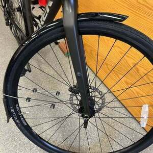 2022 Trek FX 3 Disk Silver, gray or bare metal