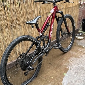 2025 Whyte Bikes Whyte T 160s Red and Black