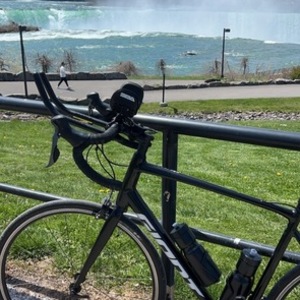 2022 Giant Contend 3 Black