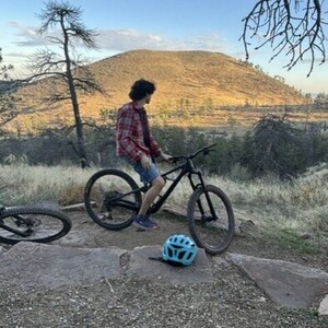 Specialized Enduro Elite Black and Yellow or Gold
