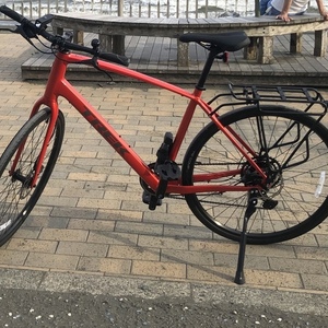 2024 Trek Trek fx2 gen4 Red and Black