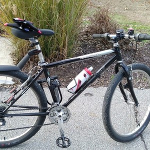 1999 Specialized Hardrock Black and Silver or Gray