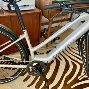 2022 Specialized Turbo Vado SL 5.0 Silver, gray or bare metal