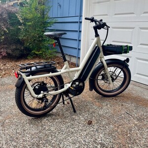 2025 Specialized Globe Haul ST cargo bike rear White