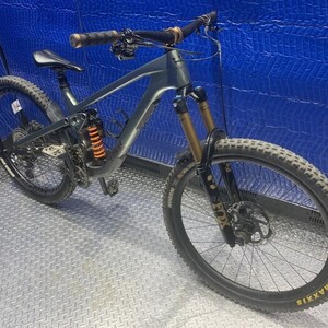 2024 Trek Slash Gen 6 Green