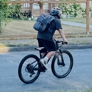 2024 Specialized P2 Black