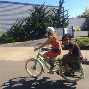 2016 Yuba Boda Boda v3 cargo bike (rear storage) Green