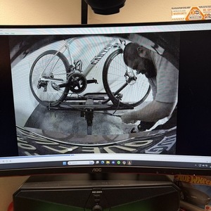 2025 Canyon bicycles Endurace CF AXS Silver, gray or bare metal