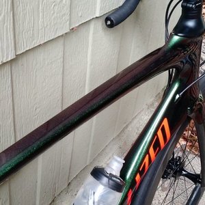 2018 Specialized Venge Pro Disc Black, Red, and Green