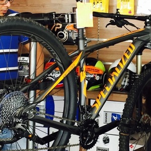 2015 Specialized M4 Premium Aluminium Black and Orange