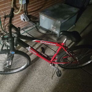 2008 Schwinn Red