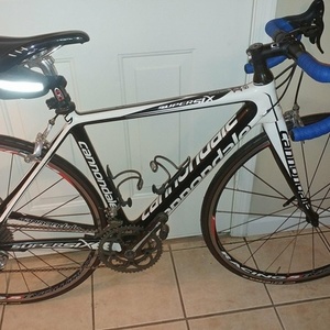 2011 Cannondale Super Six Hi Mod 2 Red Black and White