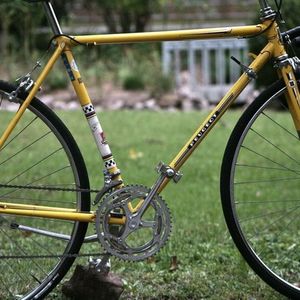1975 Peugeot  Yellow or Gold