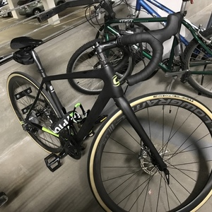 2017 Cannondale 700 F Synapse Black