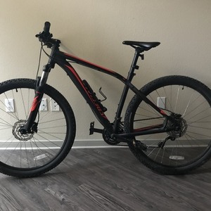 2016 Specialized Rockhopper Black