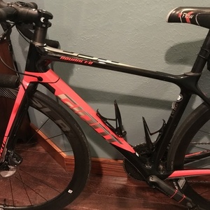 2018 Giant TCR advanced Black, Red, and Silver or Gray