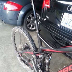 2014 Norco Bikes b2 Sight LG Black and Red