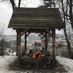 2017 Norco Bikes Range Alloy 7.3 Black and Orange