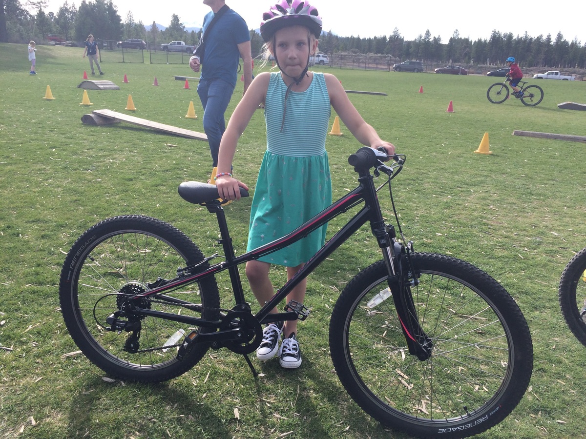 specialized hotrock 24 girl