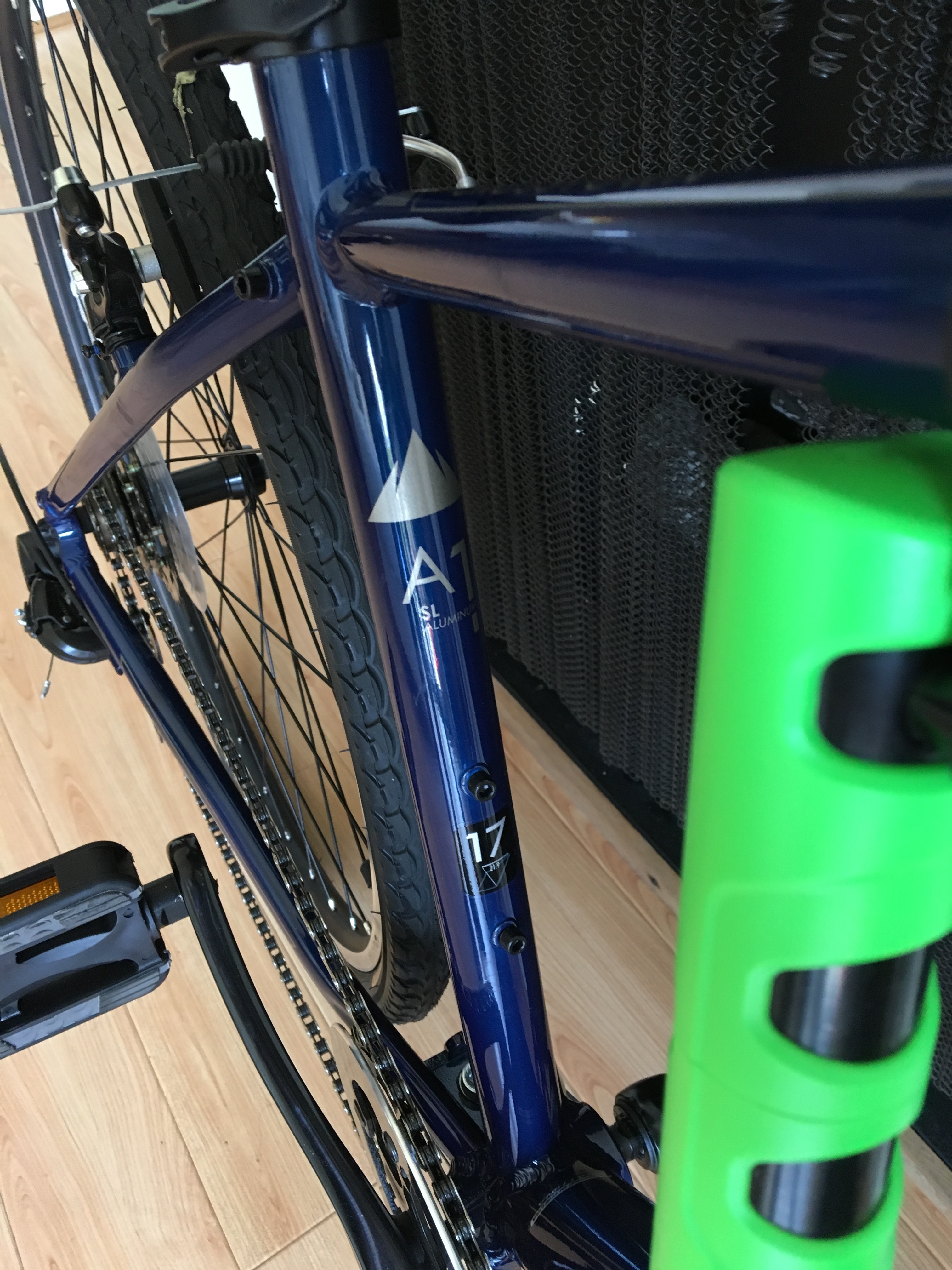 fuji crosstown 2.3 women's comfort bike