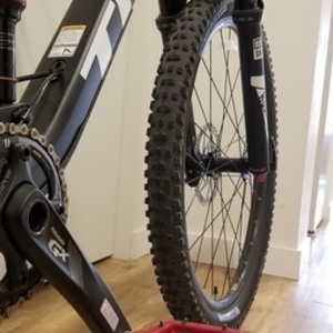 2017 Trek Remedy 8 Black