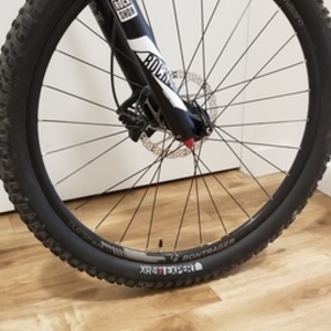 2017 Trek Remedy 8 Black