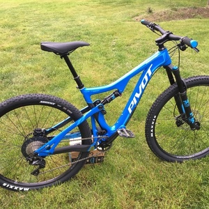 2017 Pivot Mach 429 Trail Blue