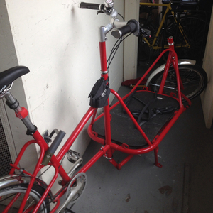 CETMA Cargo Margo cargo bike (front storage) Red