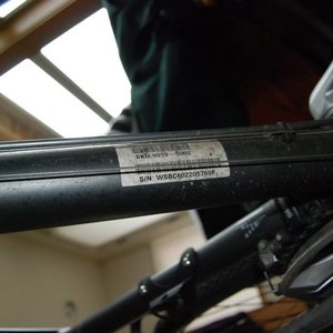 2011 Specialized Sirrus Elite Disc Silver or Gray