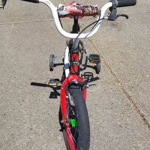 Huffy Disney Cars 95 Red and Black