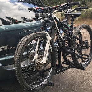 2016 Specialized Stumpjumper Black and White