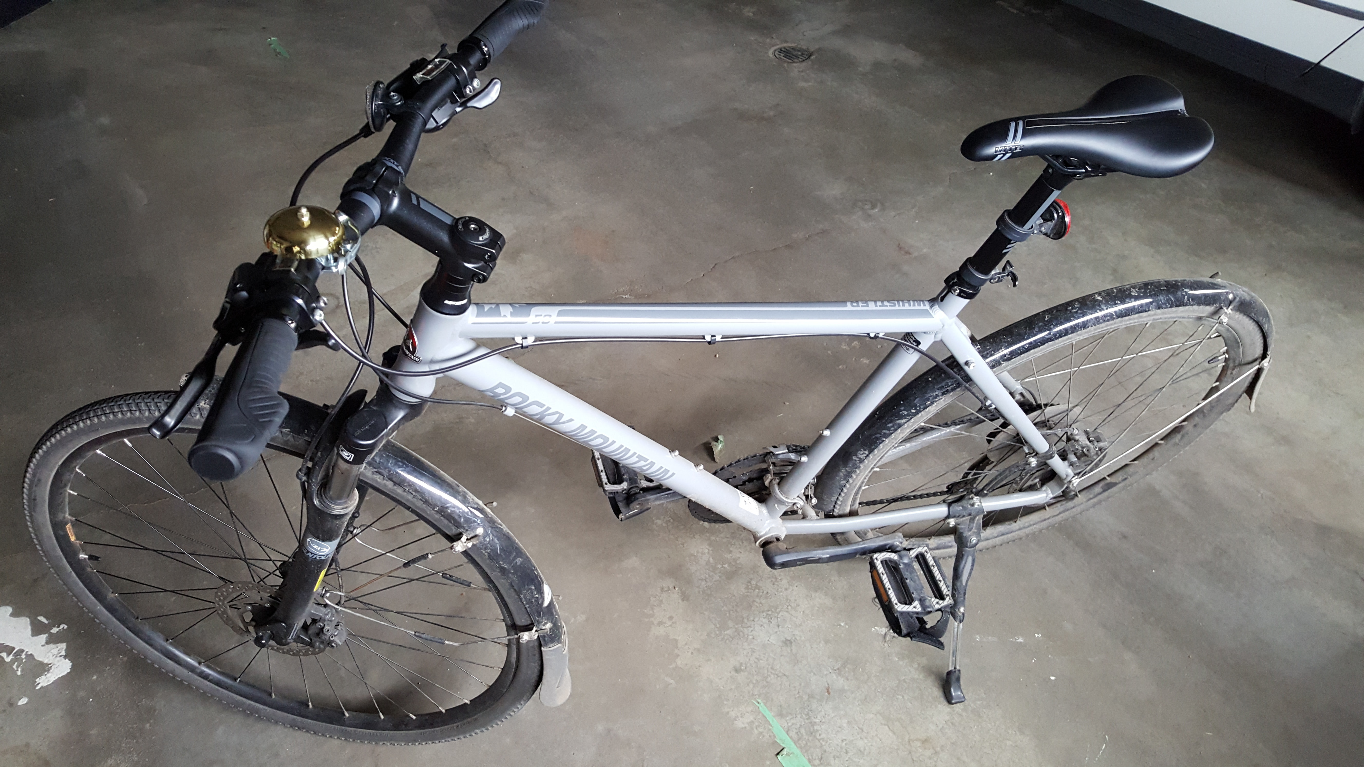 2016 Rocky Mountain Bicycles Whistler 50 Grey