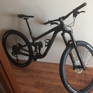 2018 Transition Bikes Sentinel Silver or Gray and Black