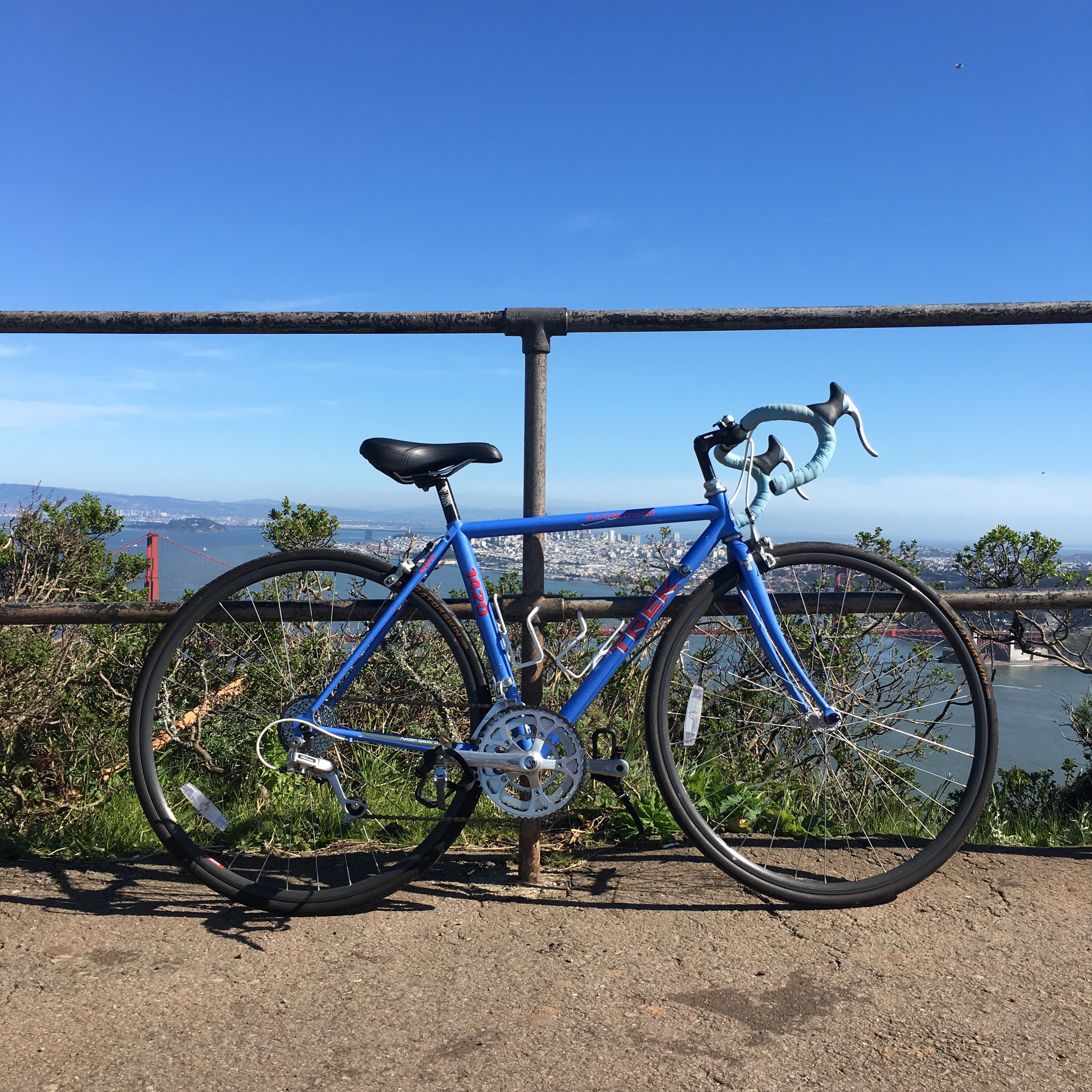 trek 1420 road bike