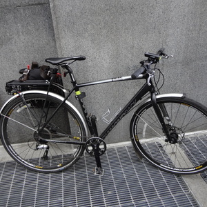 Diamondback Aanjo Black