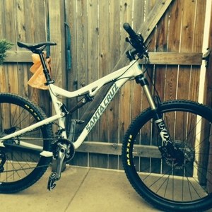 2014 Santa Cruz Bronson Silver or Gray