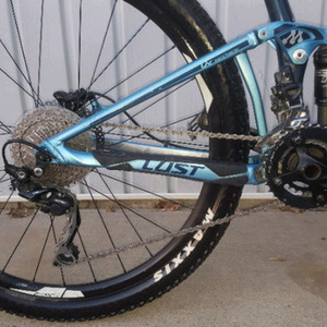 2015 Giant Lust Blue