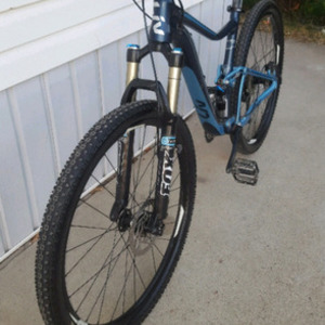 2015 Giant Lust Blue