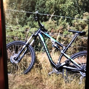 2017 Kona H6lz44699 Black, Blue, and Green