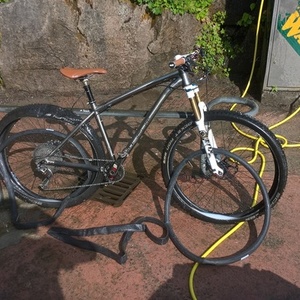 2014 Kinesis Industry Maxlite Sync Silver, gray or bare metal