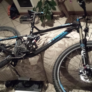 2015 Trek 21.5 Remedy Black and Blue