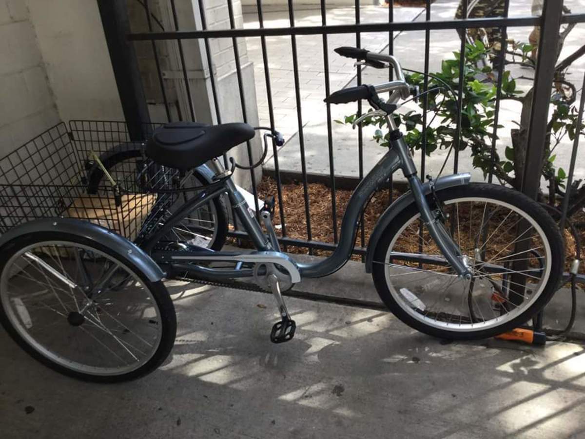 Tricycle photo