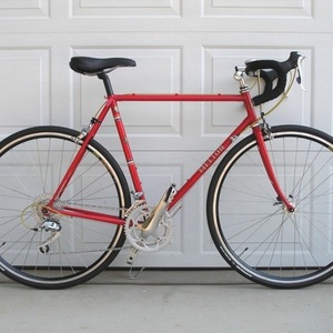 1982 Melton Touring Red